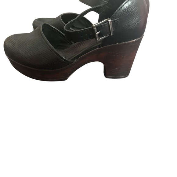 B.O.C Catalina clog heels size 7 - Picture 2 of 4